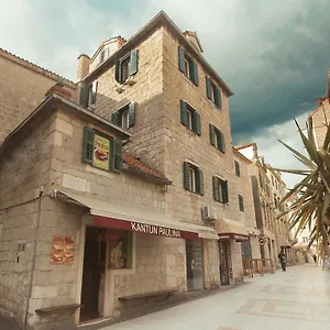 Gasthof Tri Lava Luxury Living, Split